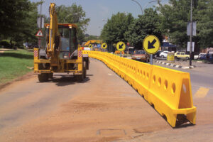 Waterfilled Road-Safety Barriers